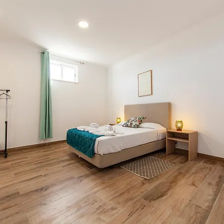 Olive Hills * Silves