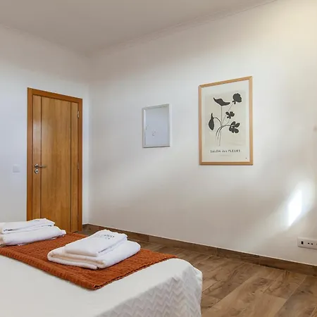Olive Hills Apartman *