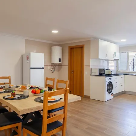 Olive Hills Apartman *