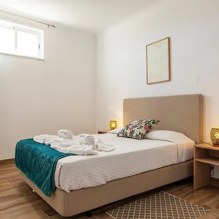 Olive Hills * Silves